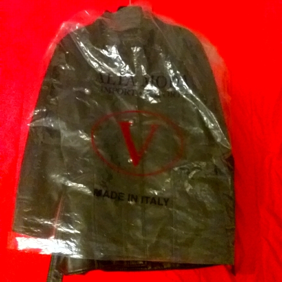Authentic Leather Jacket- New - Picture 1 of 6